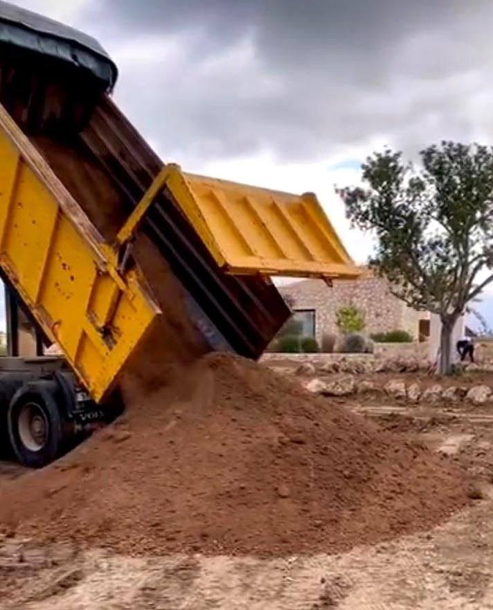 Topsoil and levelling